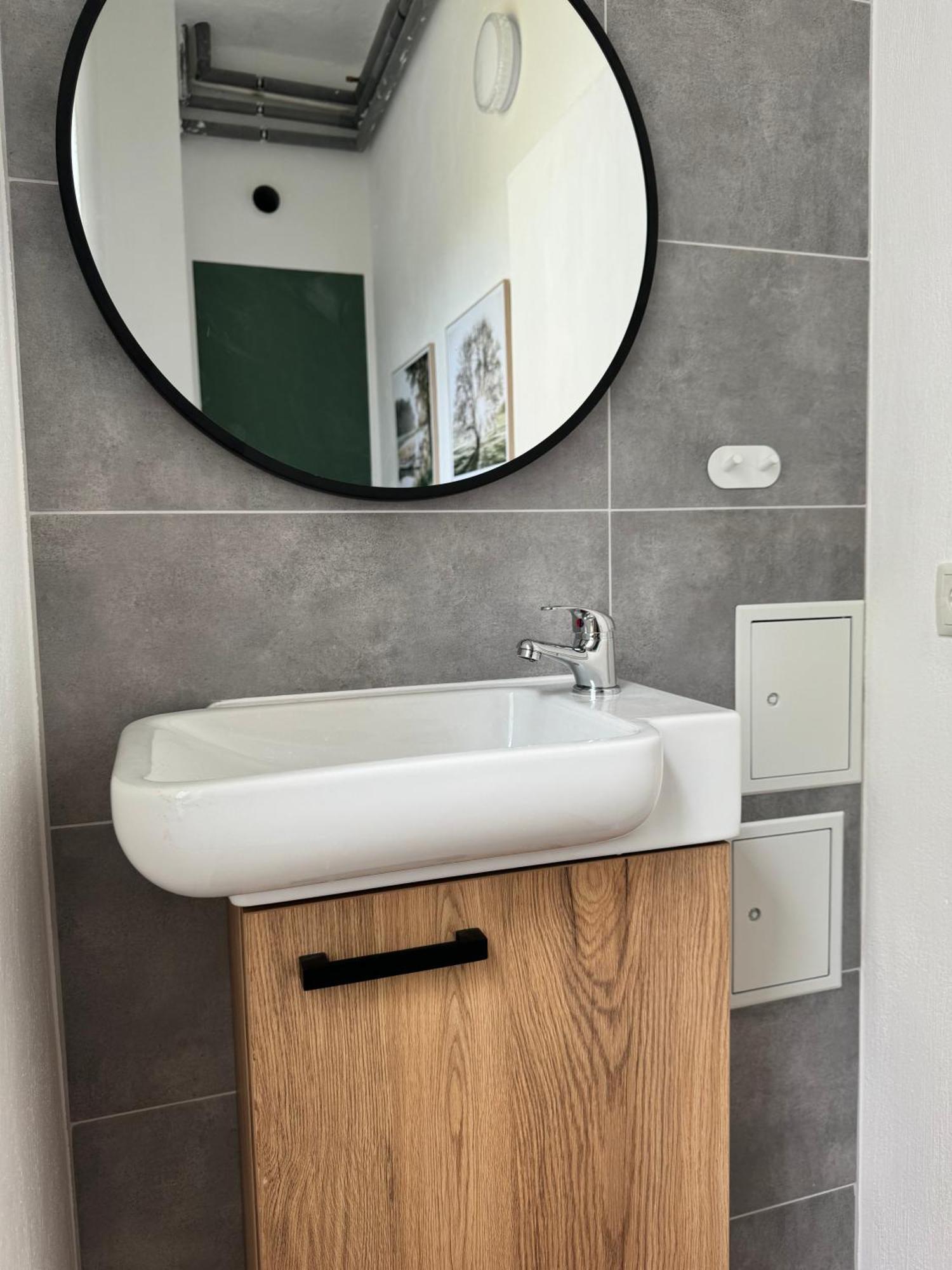 Appartement "Ilse" An Der Goitzsche Inklusive Parkplatz Bitterfeld-Wolfen Extérieur photo